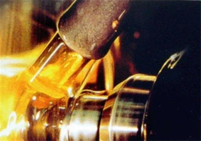 Tailoring Hydraulic Slide Way Oils for Multi-Axis Motion Systems